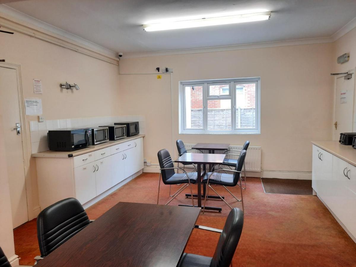 Addenro Serviced Rooms Southampton Bagian luar foto